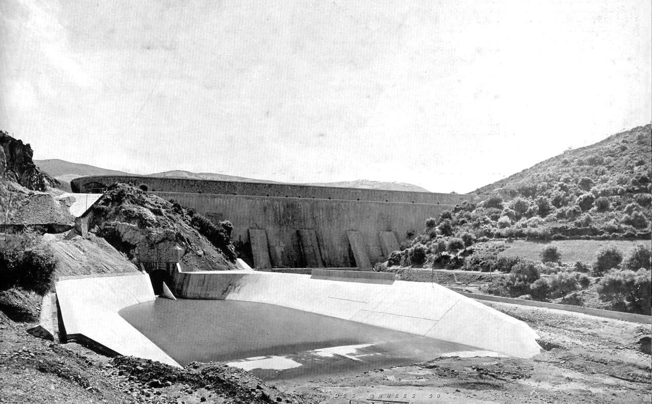 009- Algerie- Barrage du Ghrib.jpg